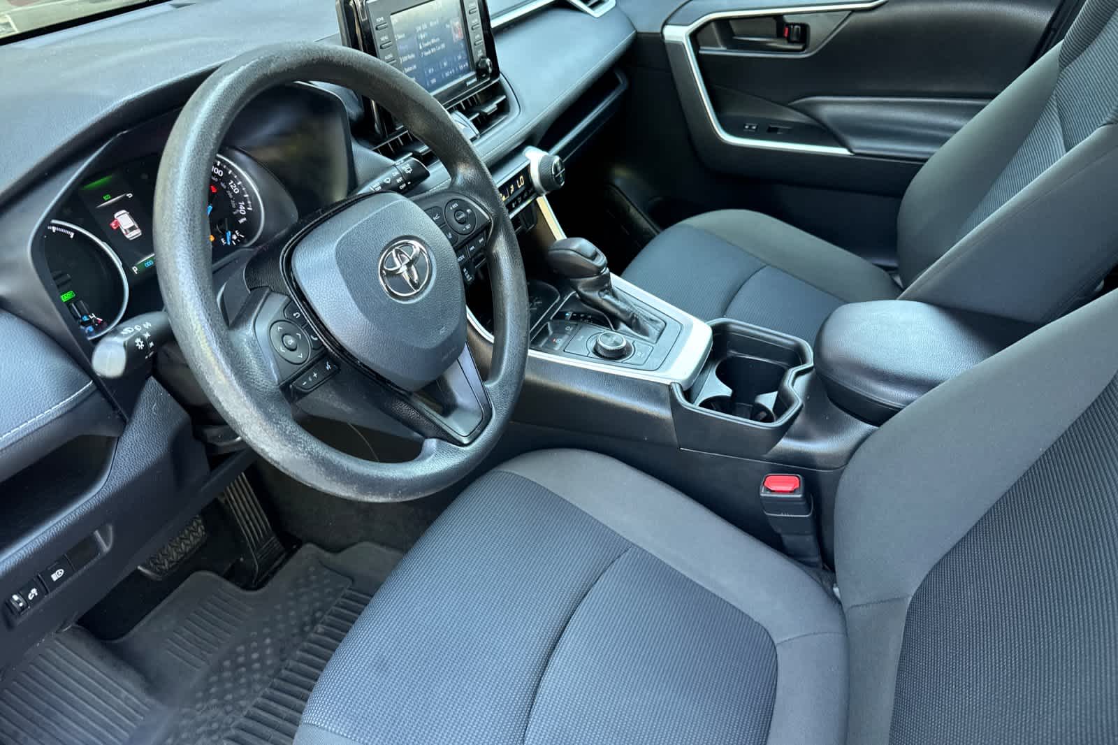 Thumbnail: 2021 Toyota RAV4 - 11