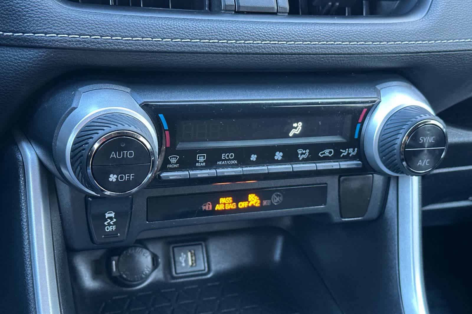 Thumbnail: 2023 Toyota RAV4 - 22