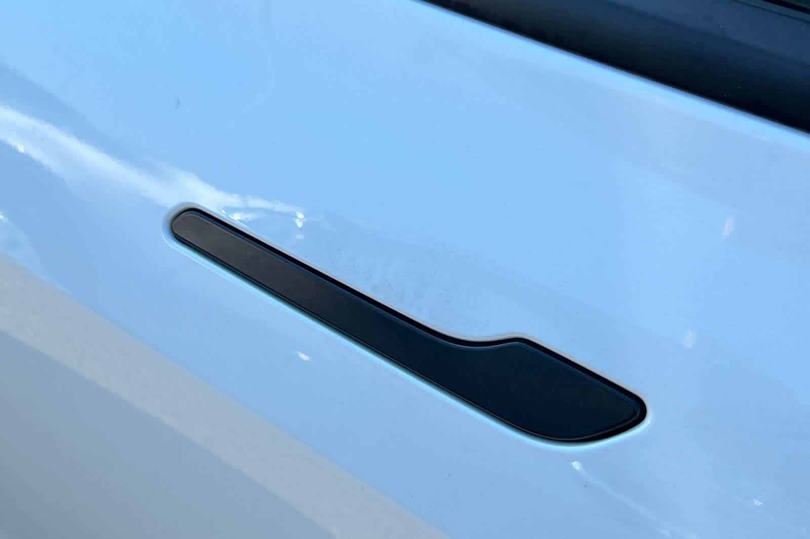 Thumbnail: 2022 Tesla Model 3 - 19