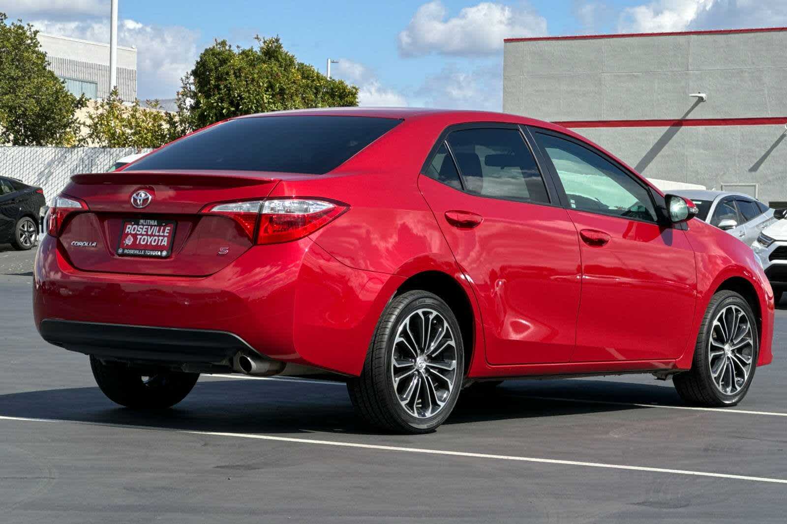 2016 Toyota Corolla S 2