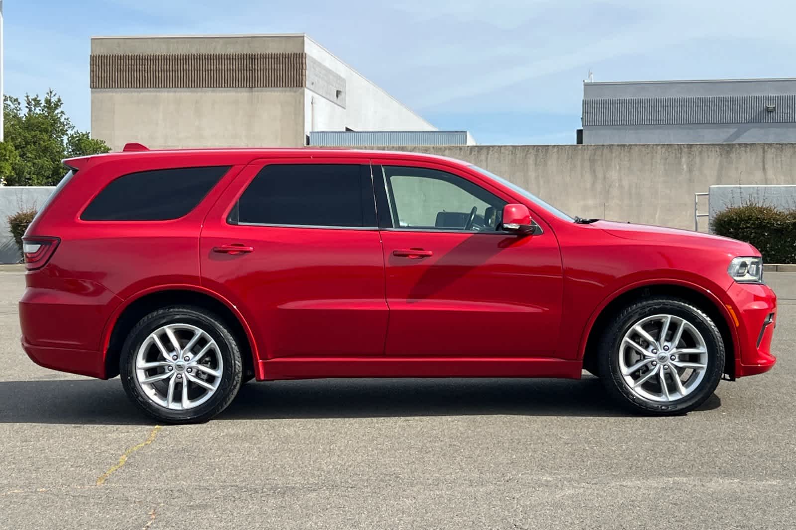 Thumbnail: 2022 Dodge Durango - 6