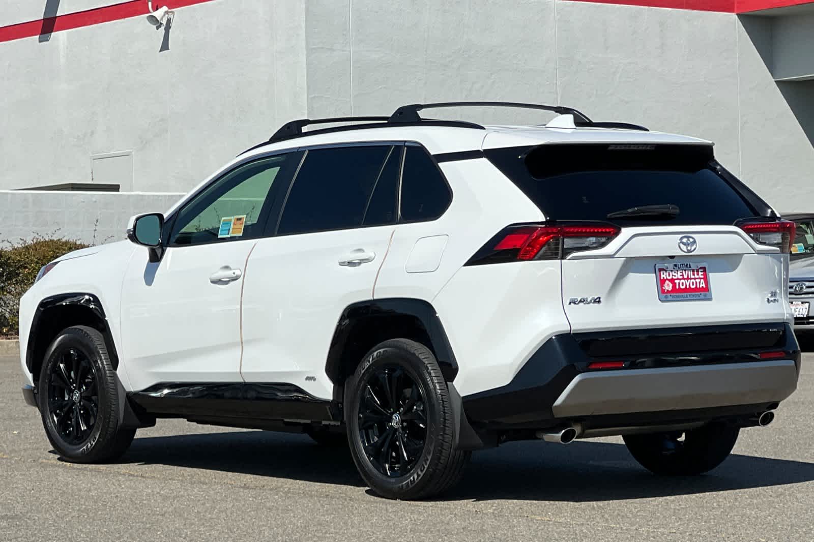 Thumbnail: 2025 Toyota RAV4 - 7