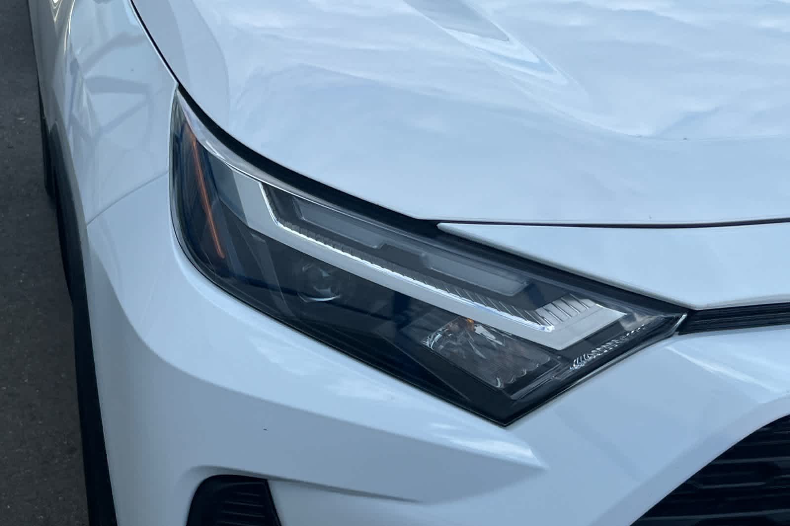 Thumbnail: 2022 Toyota RAV4 - 14