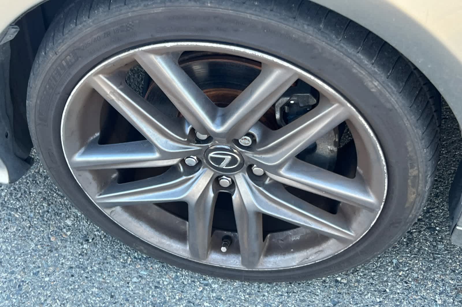 Thumbnail: 2015 Lexus IS - 21