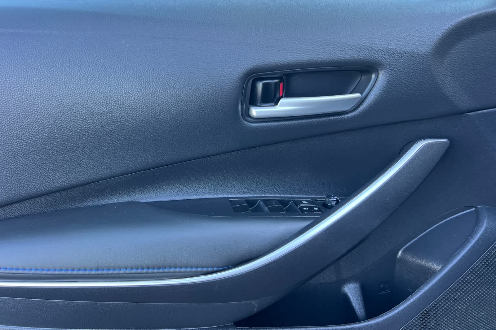 Thumbnail: 2022 Toyota Corolla - 12