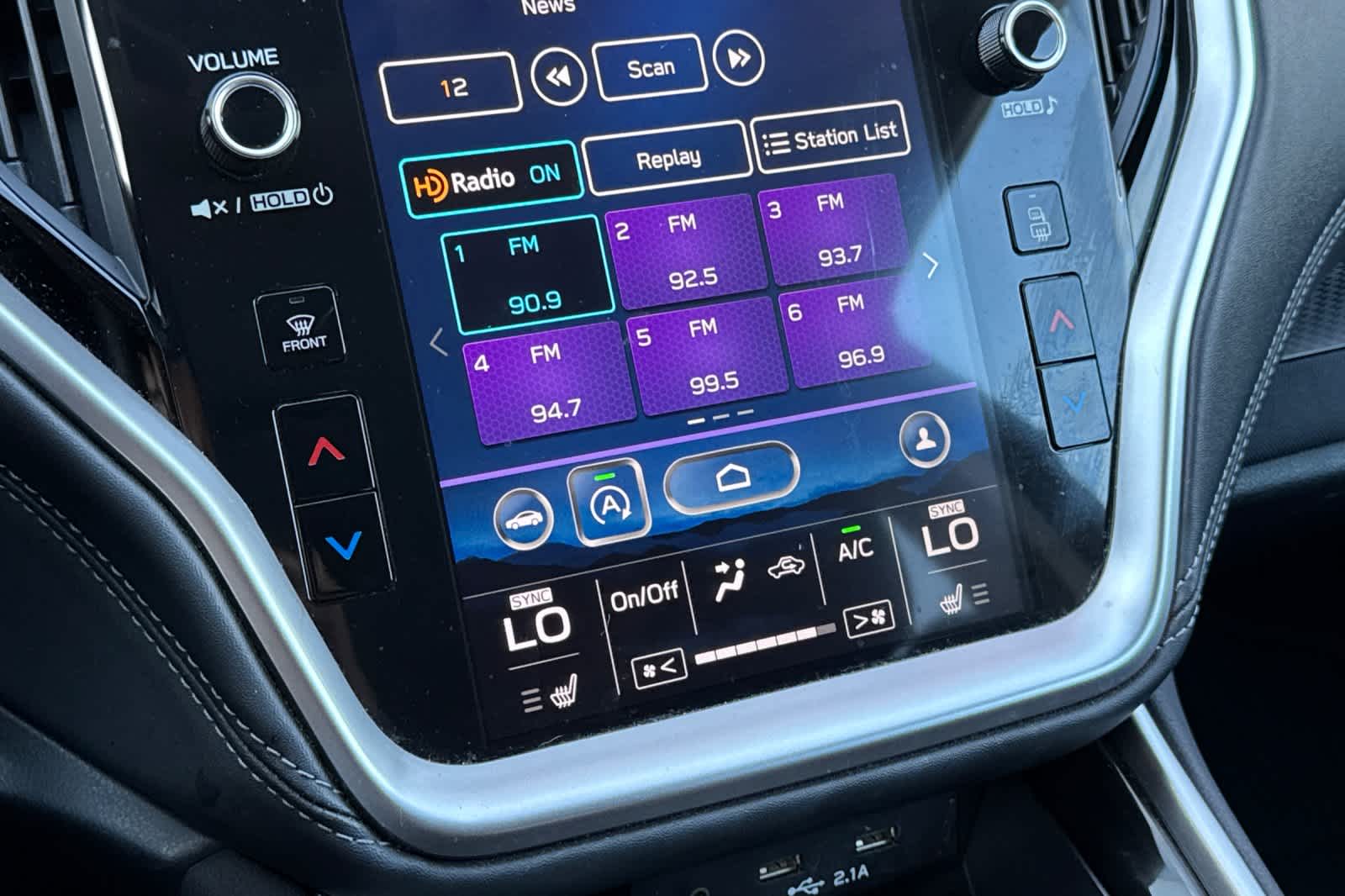 Thumbnail: 2022 Subaru Outback - 22