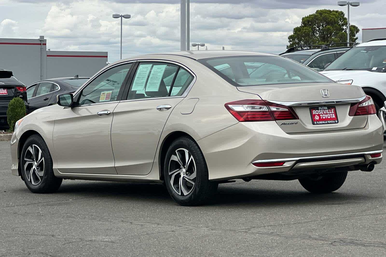 Thumbnail: 2017 Honda Accord - 7