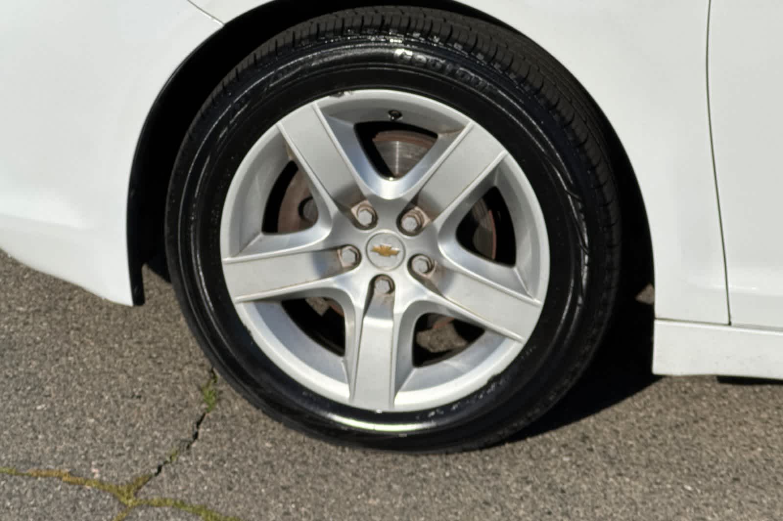 Thumbnail: 2012 Chevrolet Malibu - 27