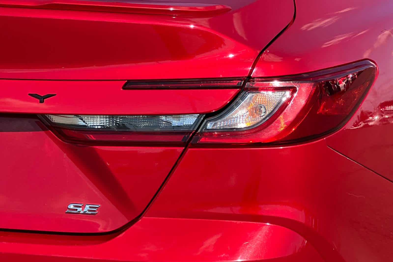 Thumbnail: 2025 Toyota Camry - 31