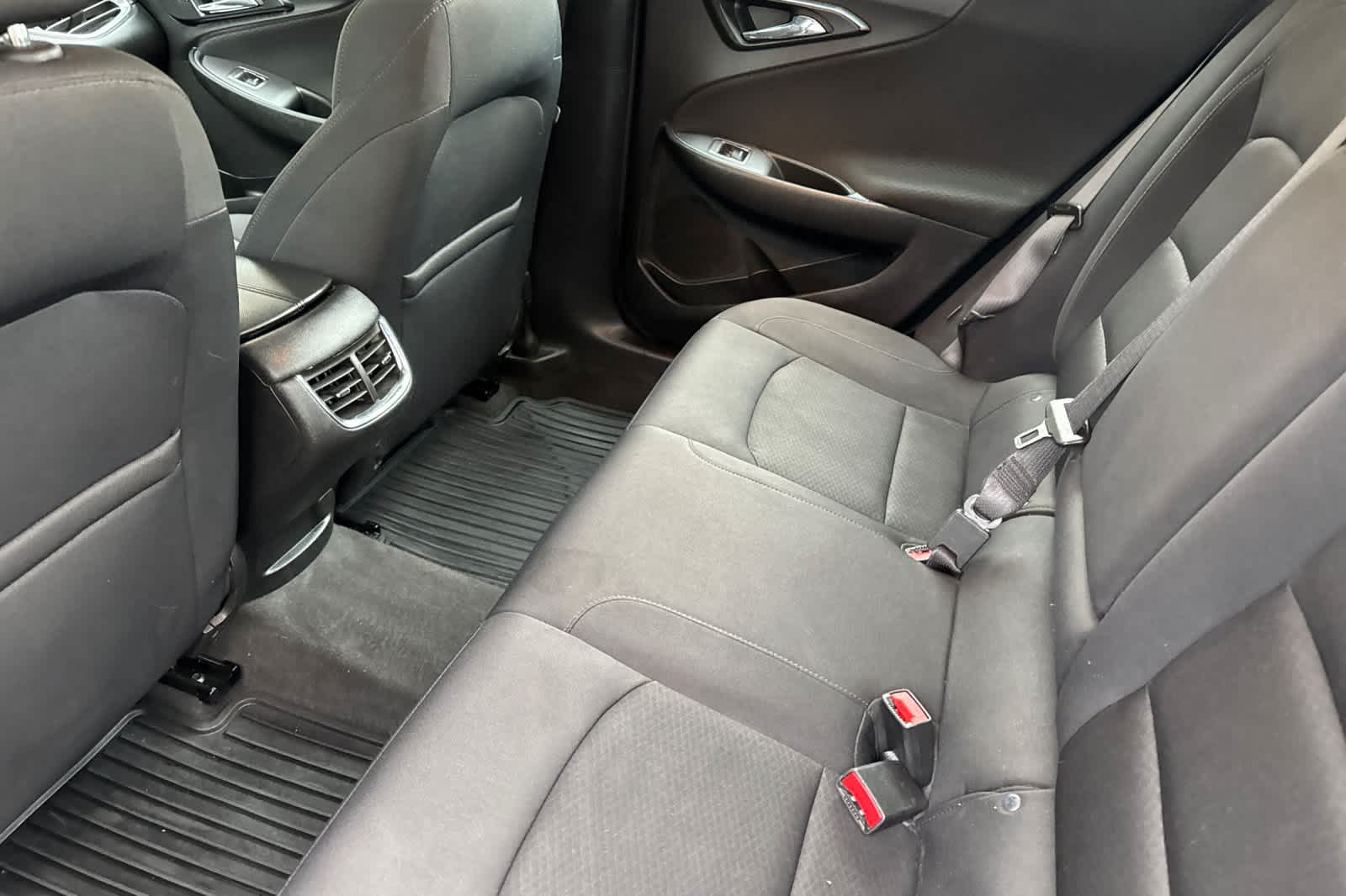 Thumbnail: 2020 Chevrolet Malibu - 4