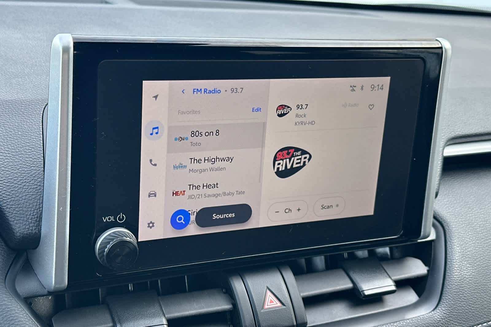 Thumbnail: 2024 Toyota RAV4 - 20