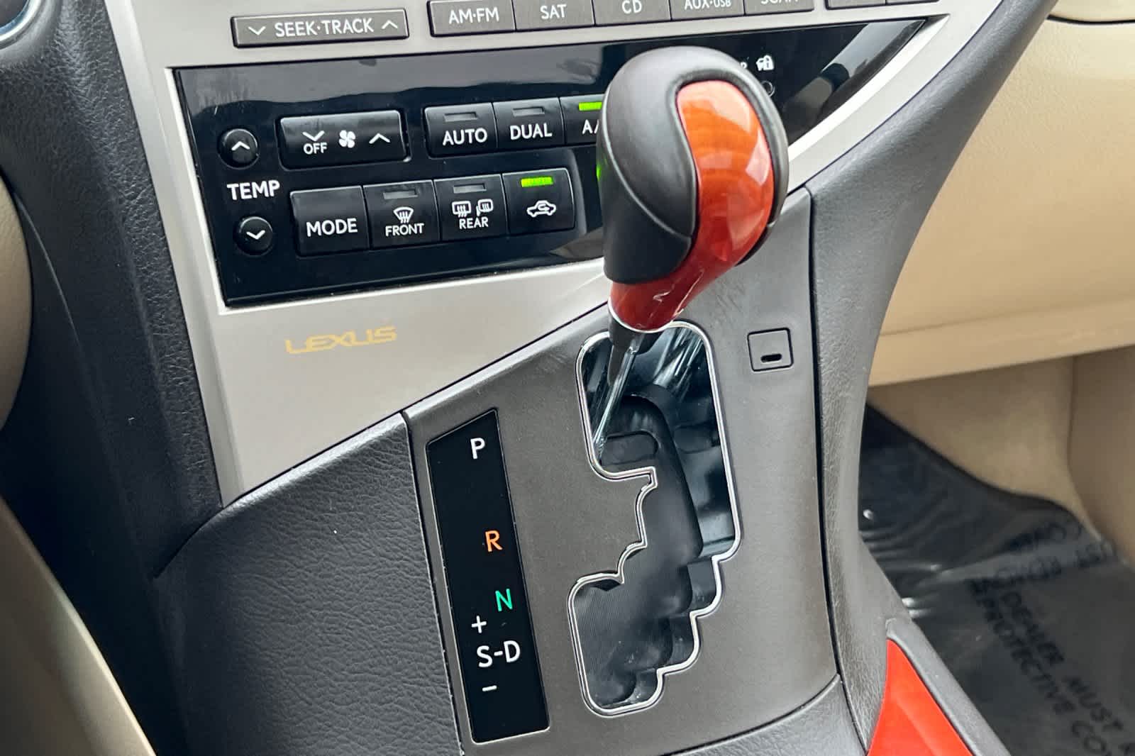 Thumbnail: 2010 Lexus RX - 23