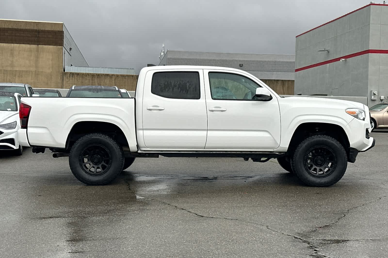 Thumbnail: 2023 Toyota Tacoma - 6