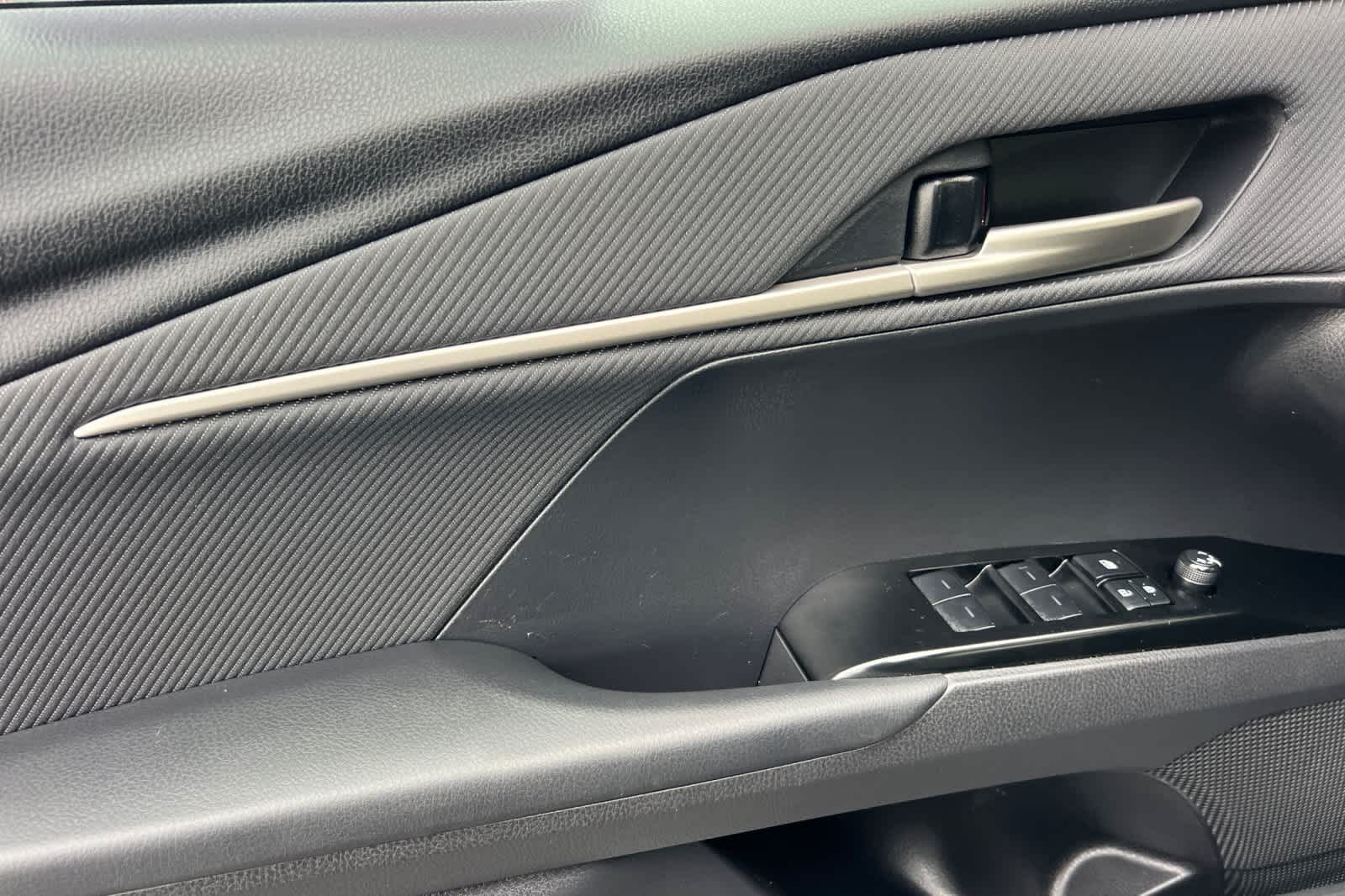 Thumbnail: 2025 Toyota Camry - 12