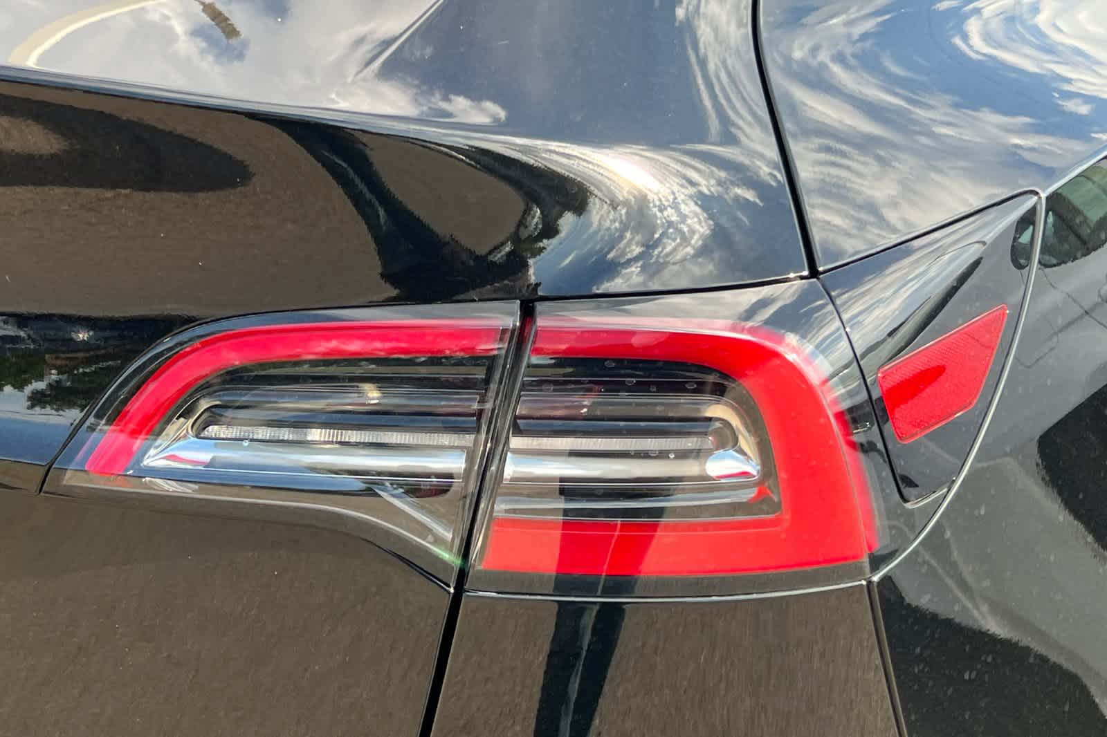 Thumbnail: 2024 Tesla Model Y - 17