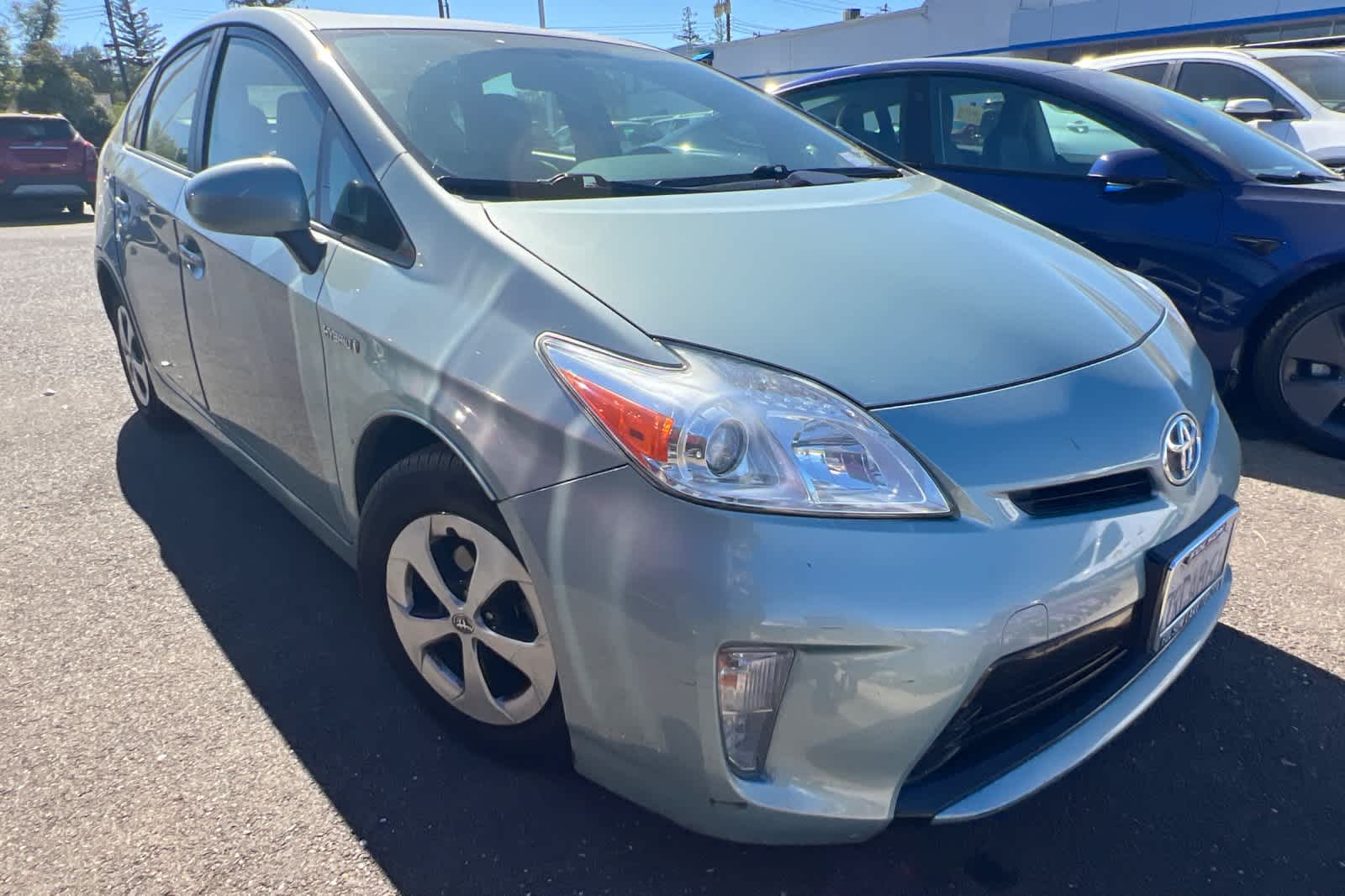 Thumbnail: 2015 Toyota Prius - 3