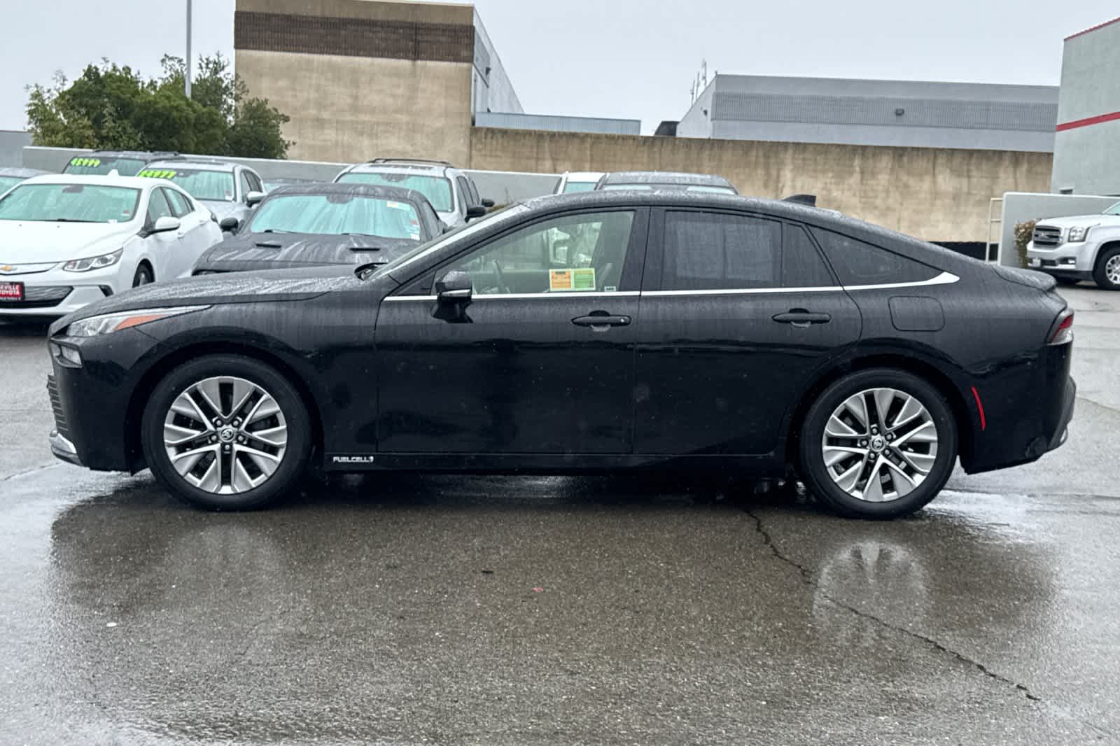 Thumbnail: 2022 Toyota Mirai - 9