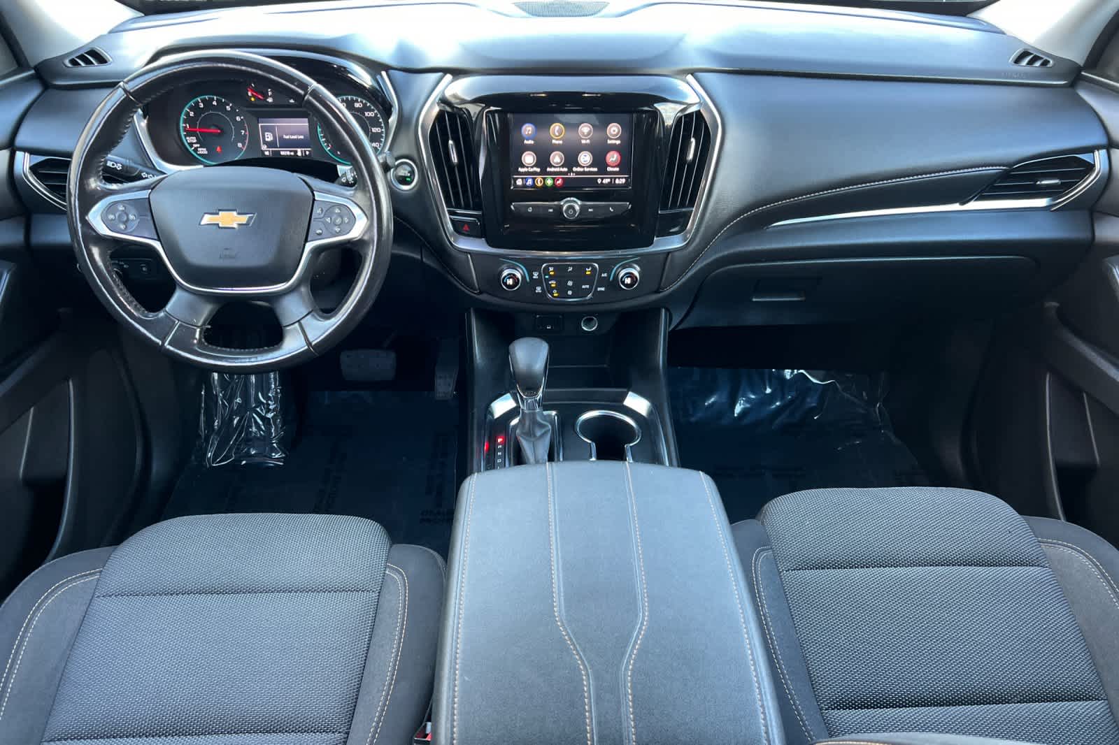 Thumbnail: 2021 Chevrolet Traverse - 3