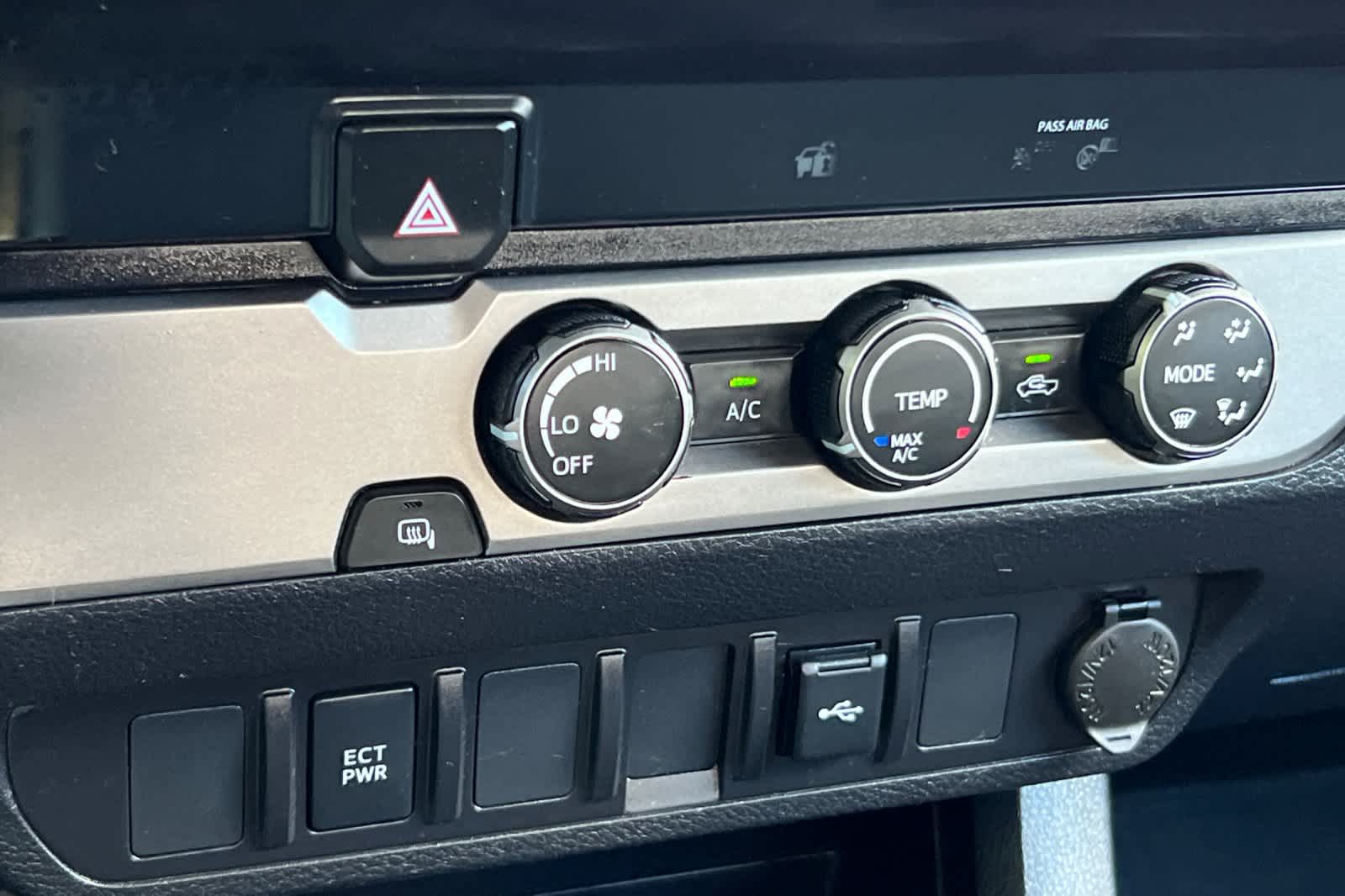 Thumbnail: 2022 Toyota Tacoma - 20