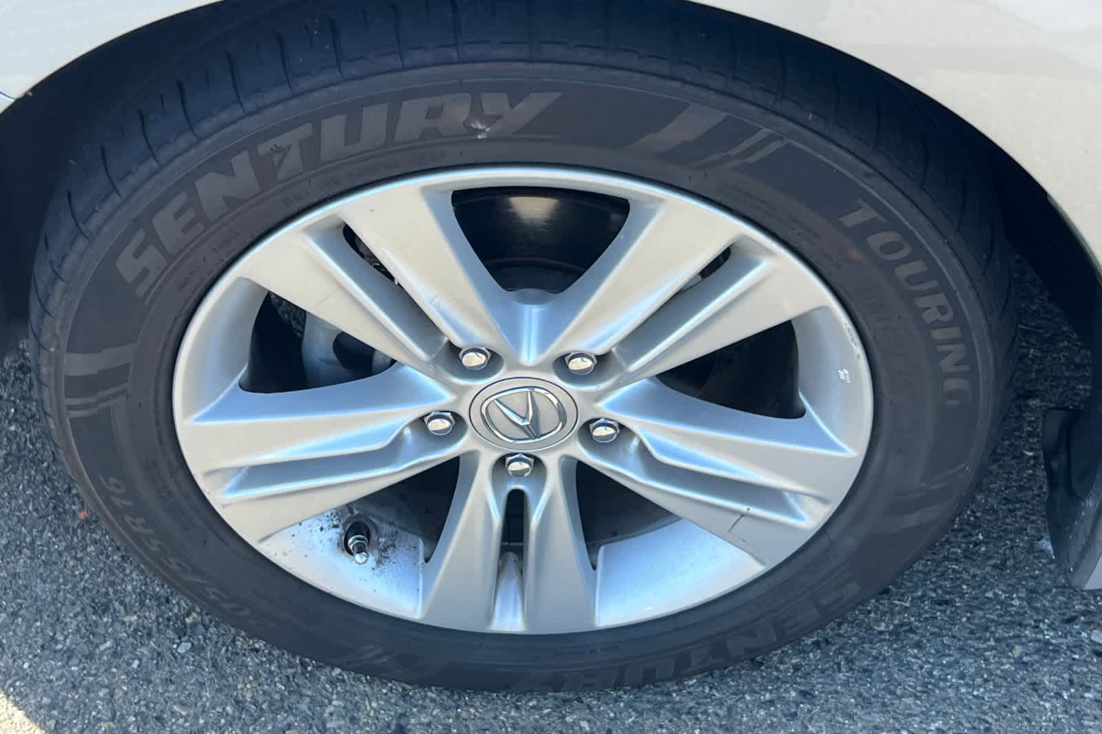 Thumbnail: 2013 Acura ILX - 10
