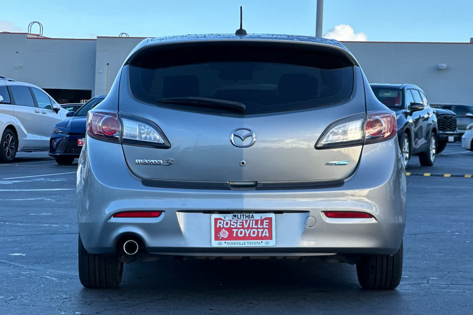 Thumbnail: 2012 Mazda Mazda3 - 8