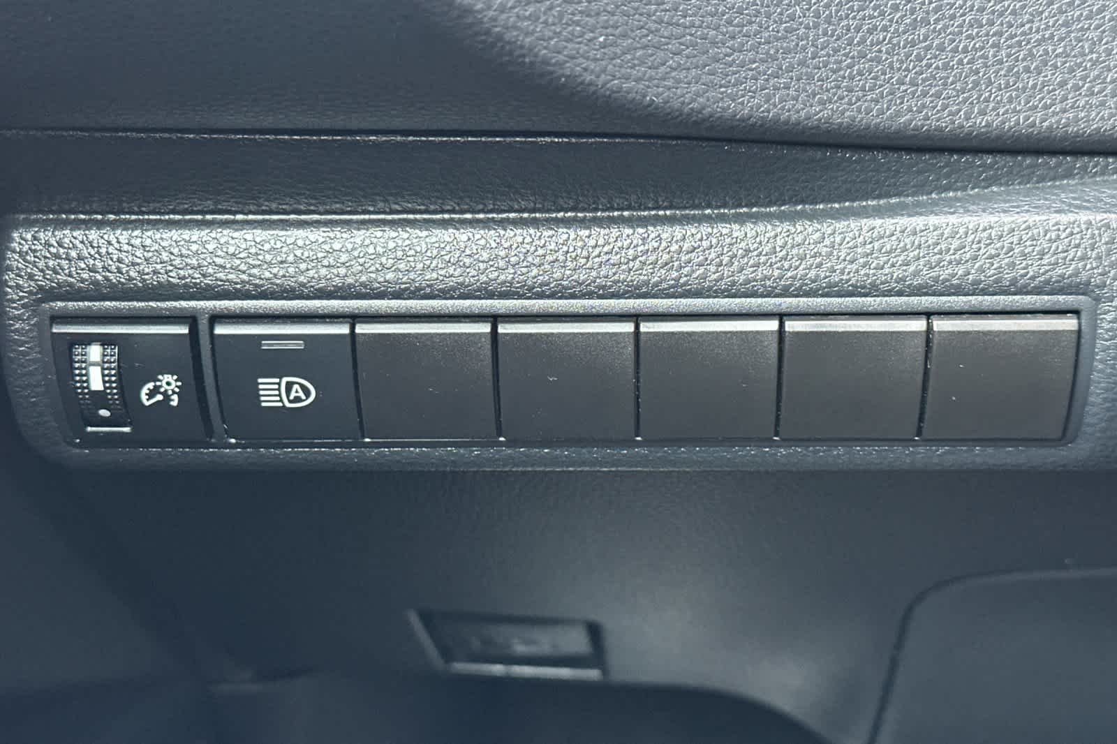 Thumbnail: 2024 Toyota Corolla - 28