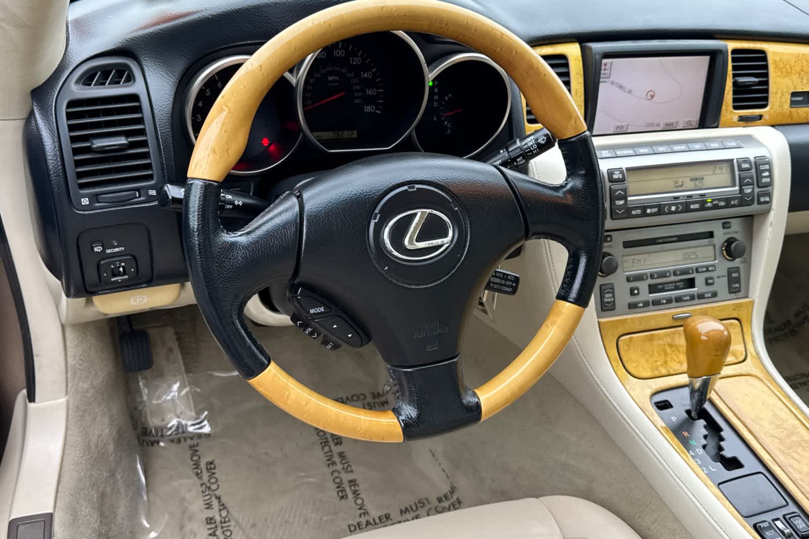 Thumbnail: 2004 Lexus SC - 14