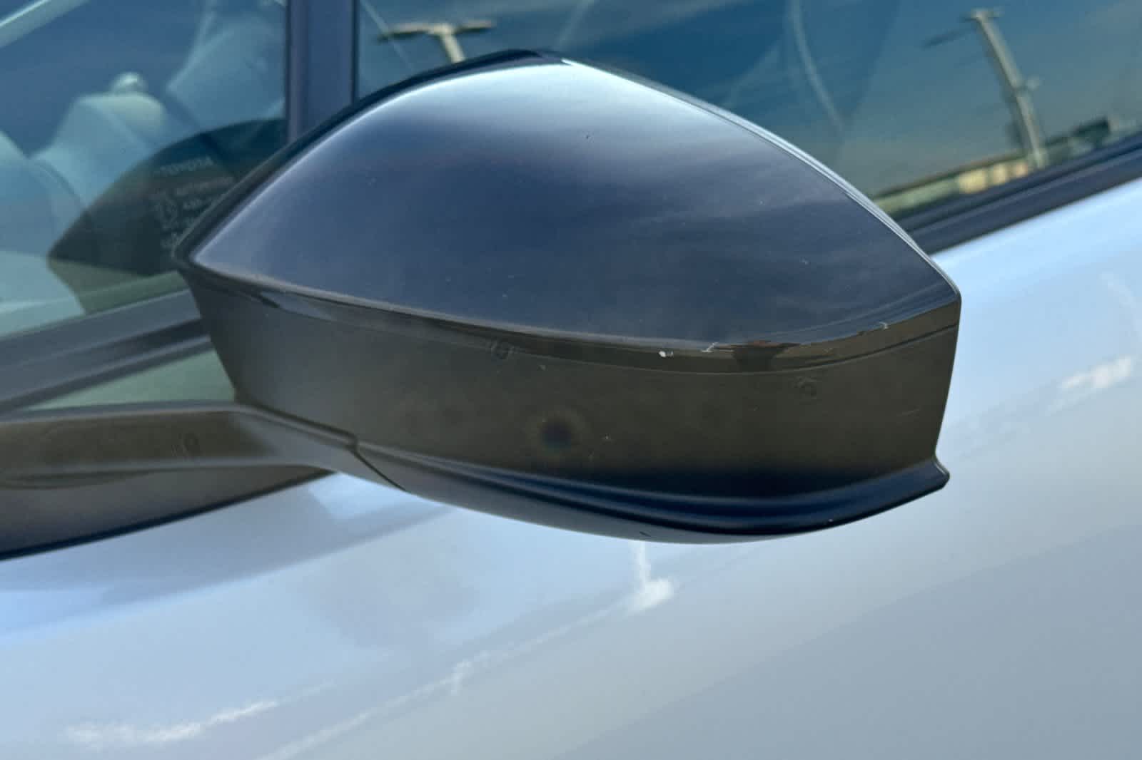 Thumbnail: 2023 Toyota Prius - 21