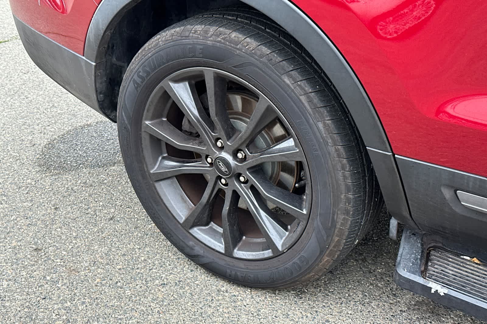 Thumbnail: 2017 Ford Explorer - 13