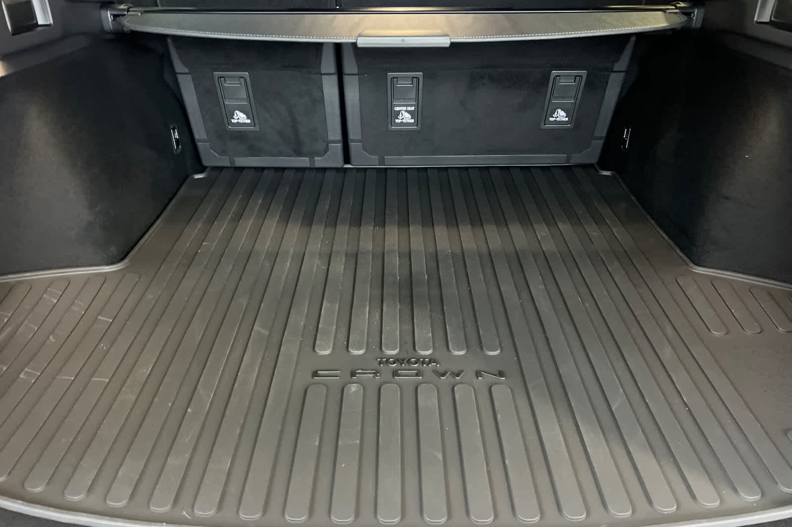 Thumbnail: 2026 Toyota Crown Signia - 16