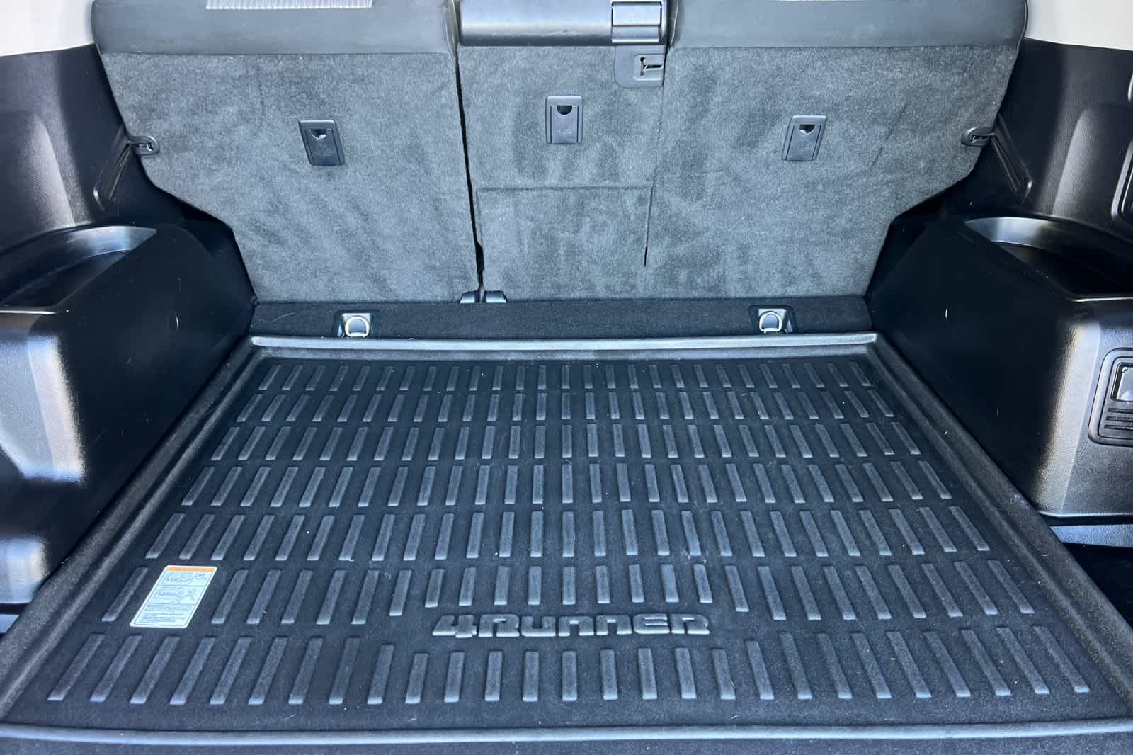 Thumbnail: 2018 Toyota 4Runner - 16