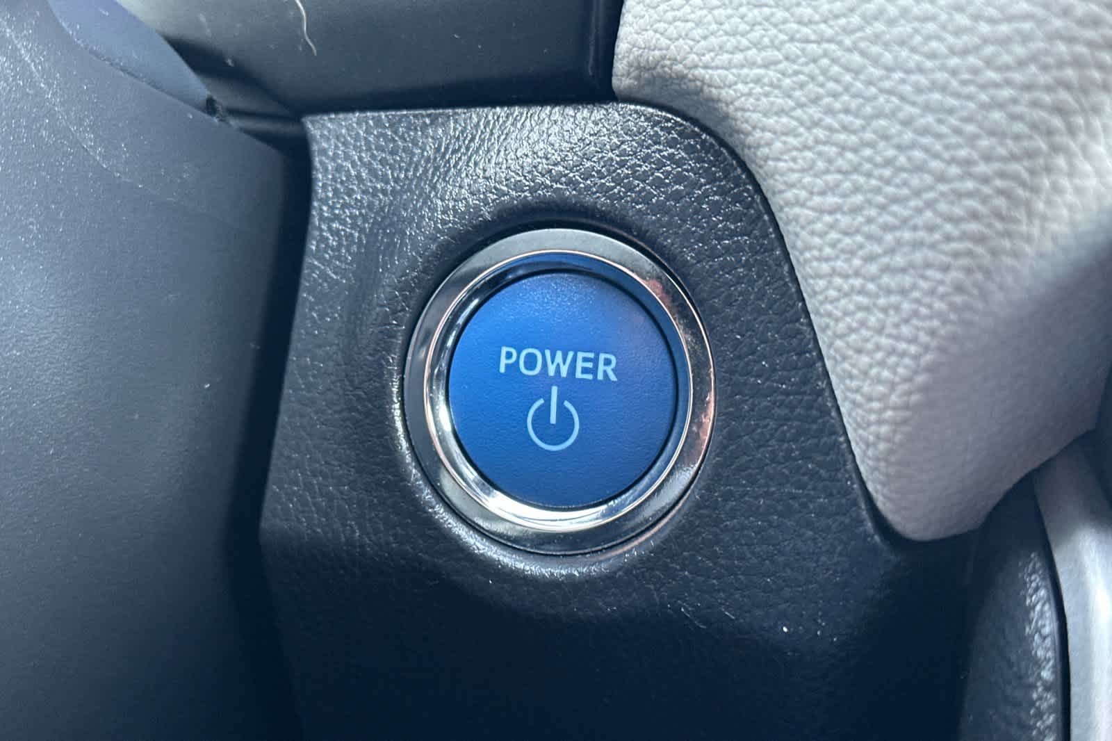 Thumbnail: 2022 Toyota RAV4 - 24