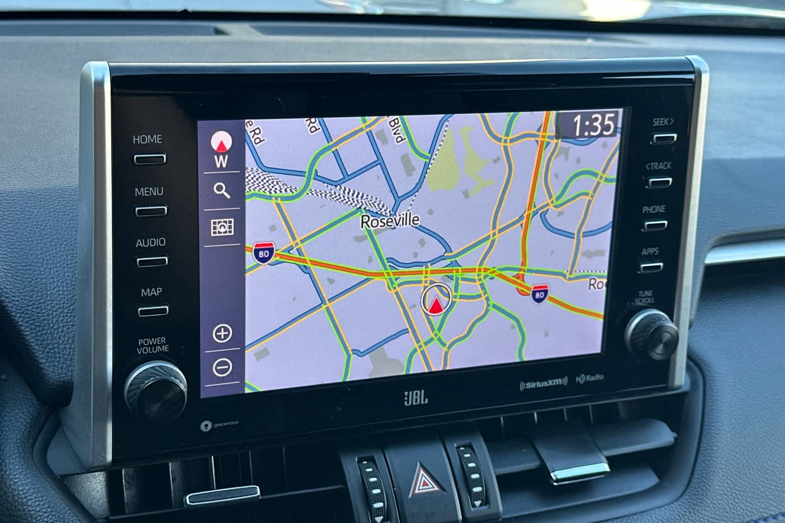 Thumbnail: 2022 Toyota RAV4 - 21