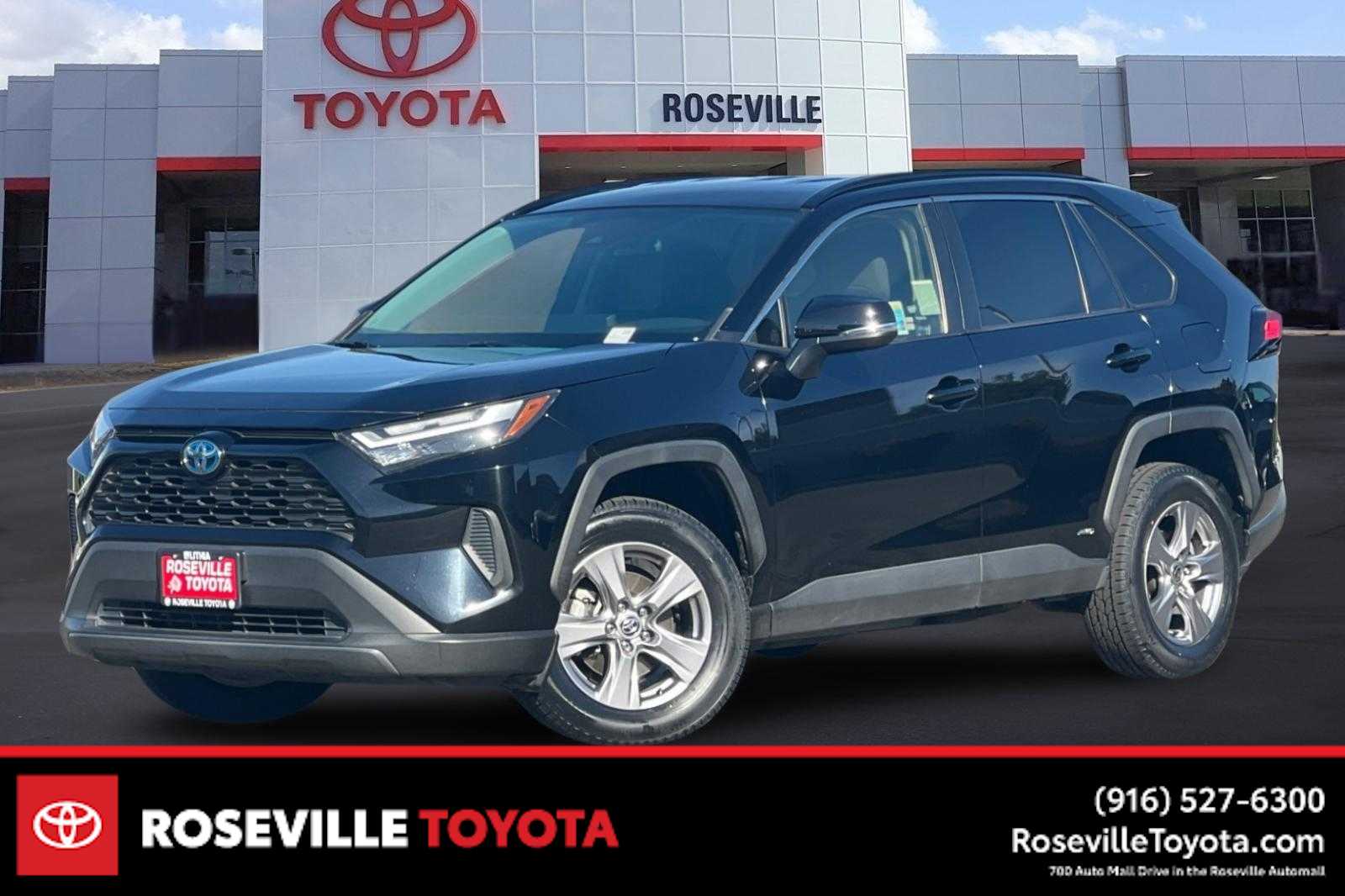 Thumbnail: 2022 Toyota RAV4 - 1