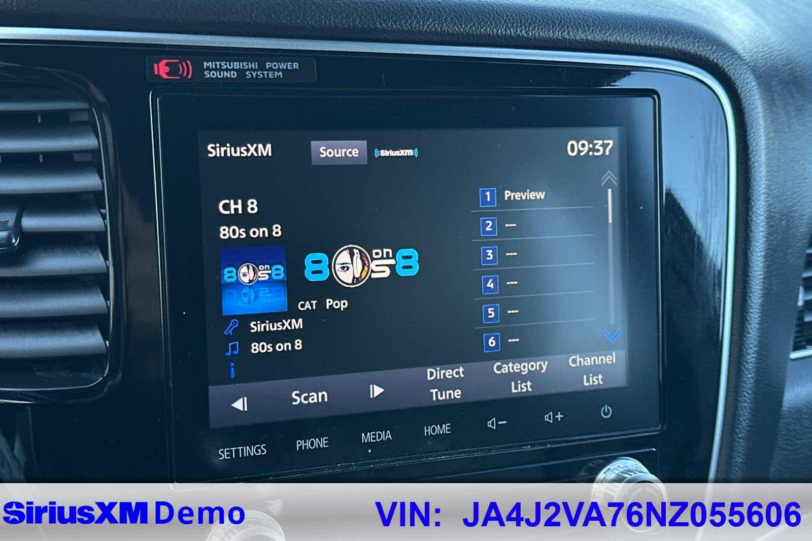 Thumbnail: 2022 Mitsubishi Outlander - 33