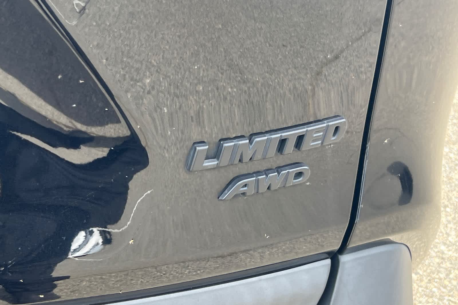 Thumbnail: 2019 Toyota RAV4 - 21