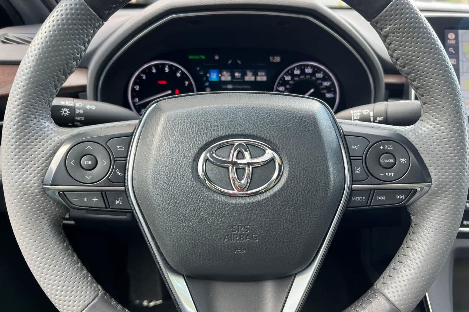 Thumbnail: 2022 Toyota Avalon - 26