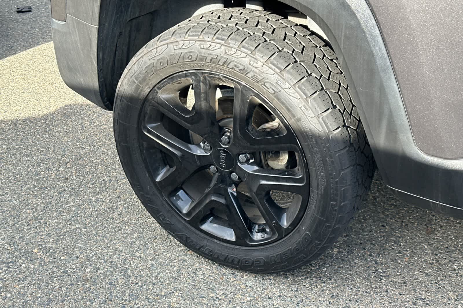 Thumbnail: 2018 Jeep Renegade - 13