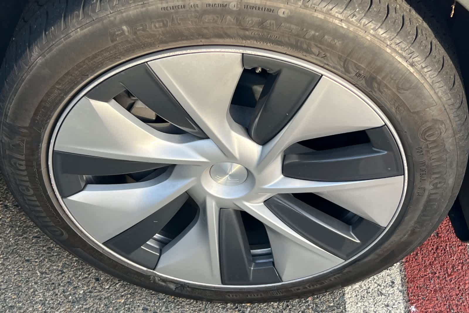 Thumbnail: 2023 Tesla Model Y - 11