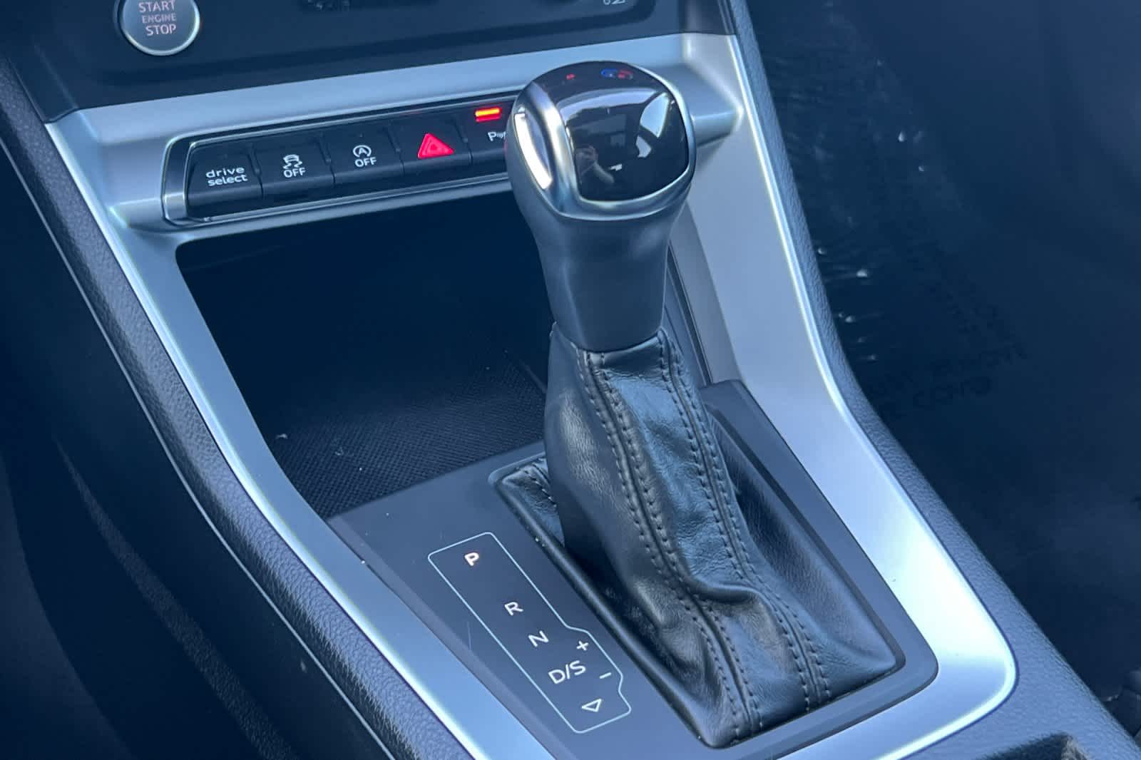 Thumbnail: 2020 Audi Q3 - 23