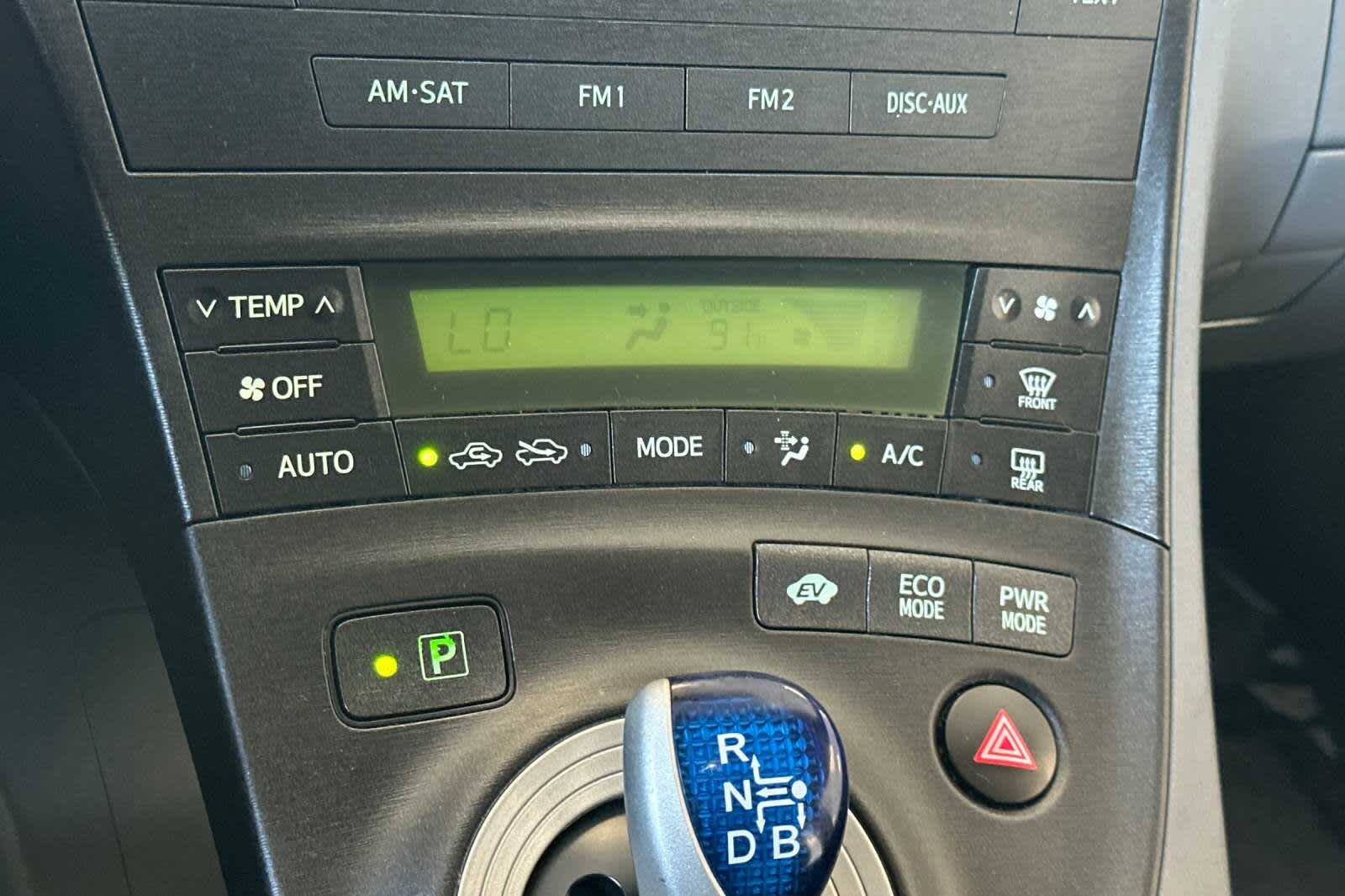 Thumbnail: 2011 Toyota Prius - 20