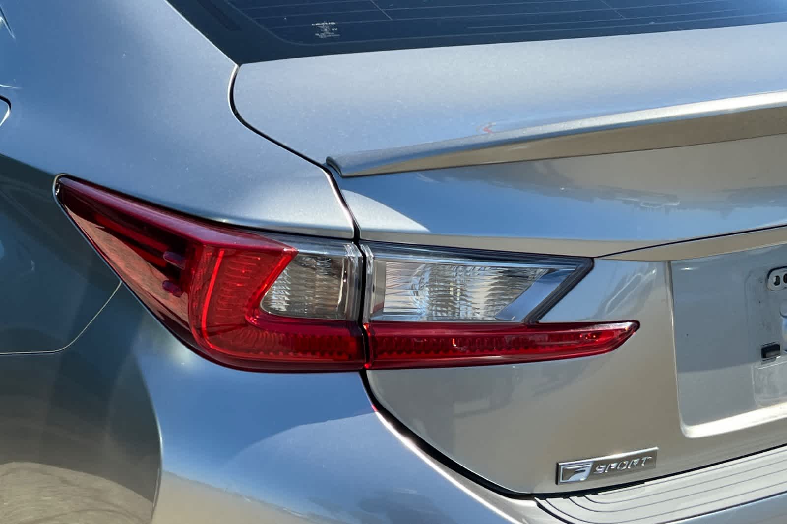 Thumbnail: 2017 Lexus RC - 20