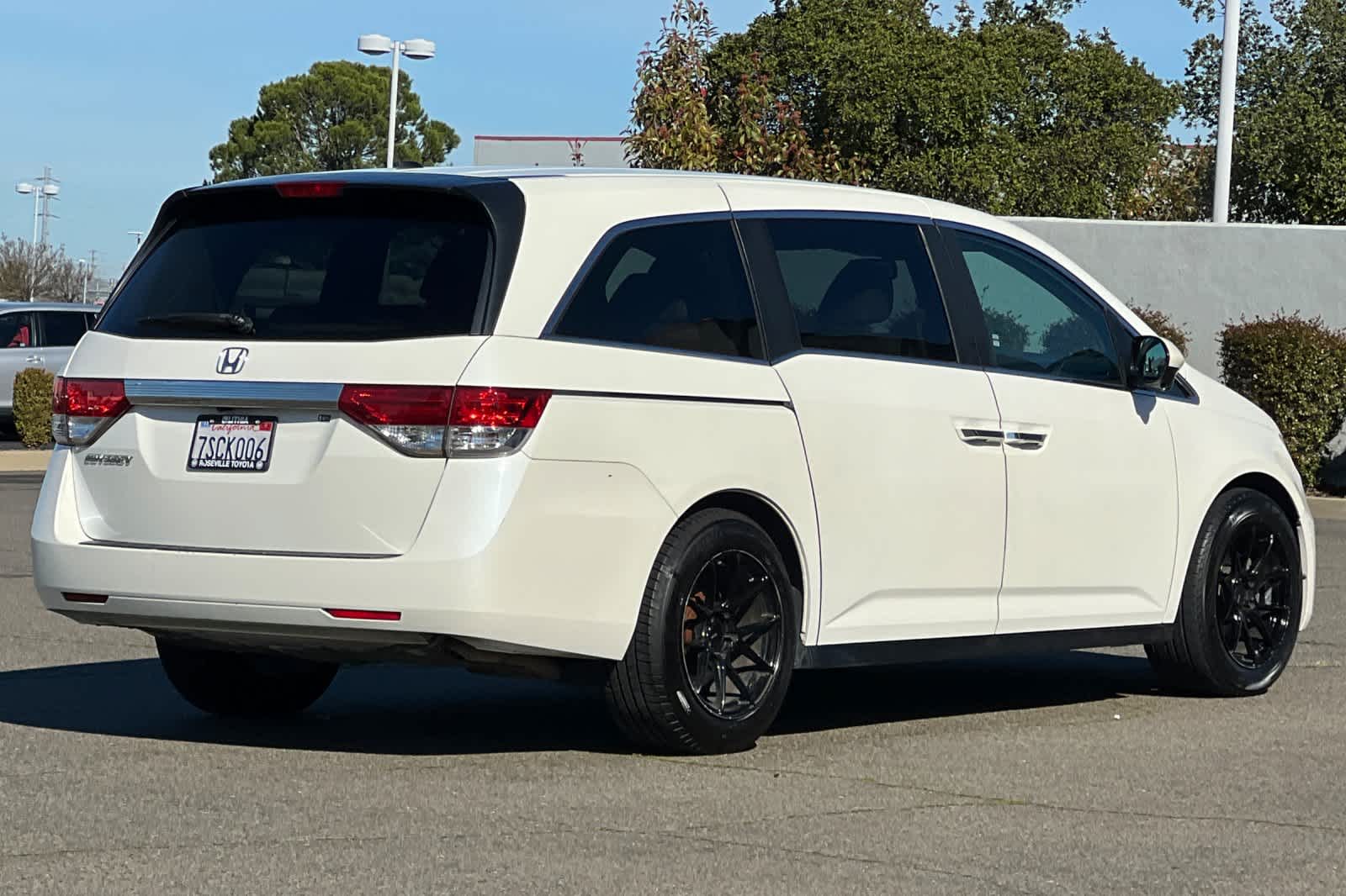 Thumbnail: 2016 Honda Odyssey - 2