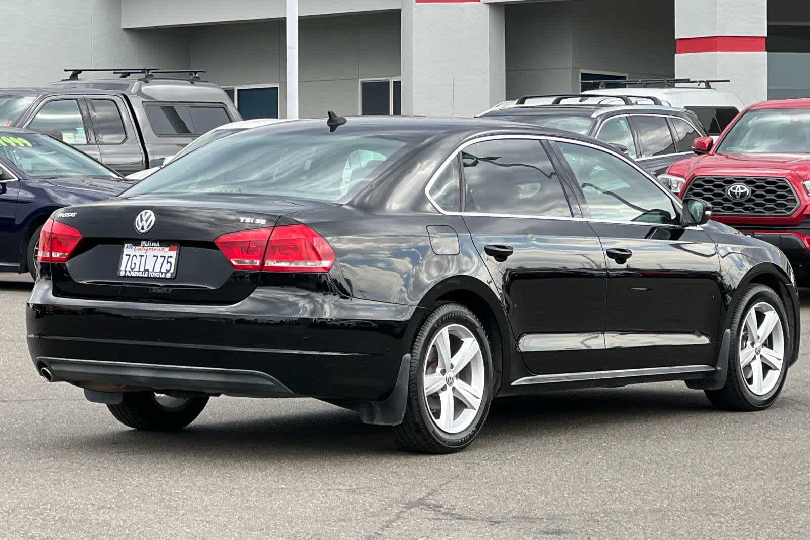 Thumbnail: 2014 Volkswagen Passat - 2