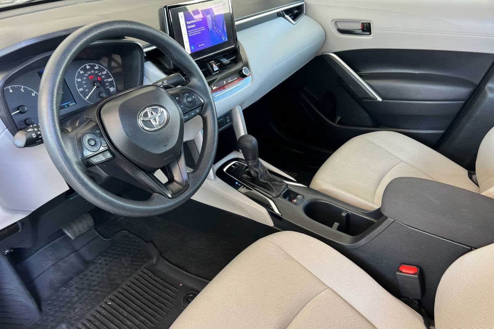 Thumbnail: 2024 Toyota Corolla Cross - 11