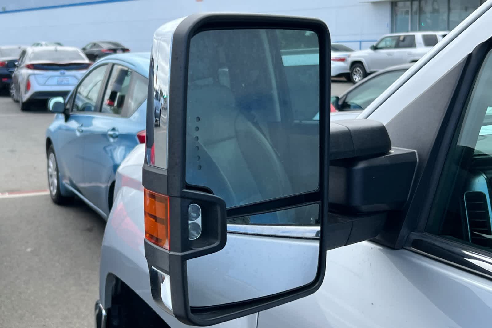 Thumbnail: 2015 Chevrolet Silverado 3500 - 19