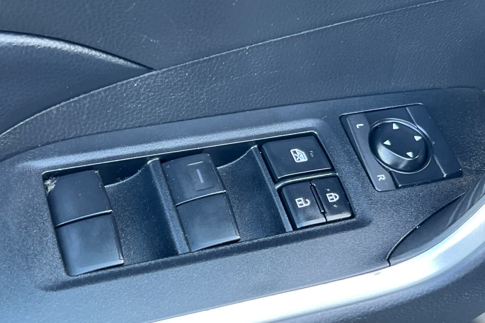 Thumbnail: 2021 Toyota RAV4 - 13