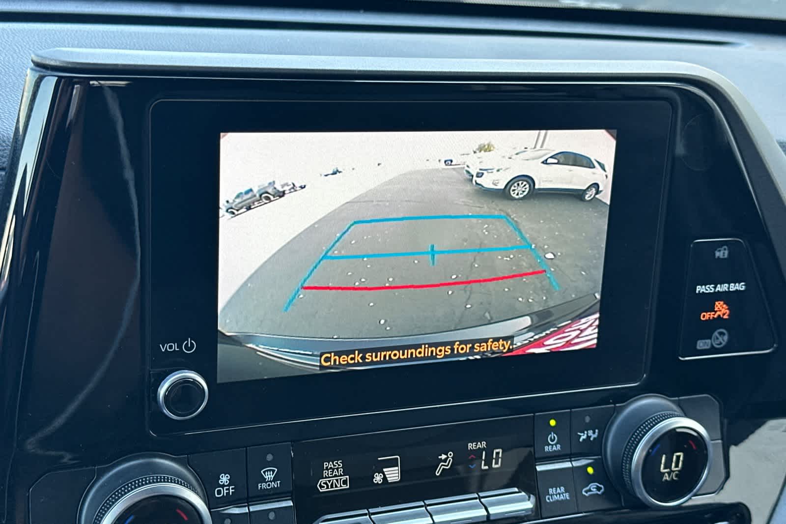 Thumbnail: 2023 Toyota Highlander - 22