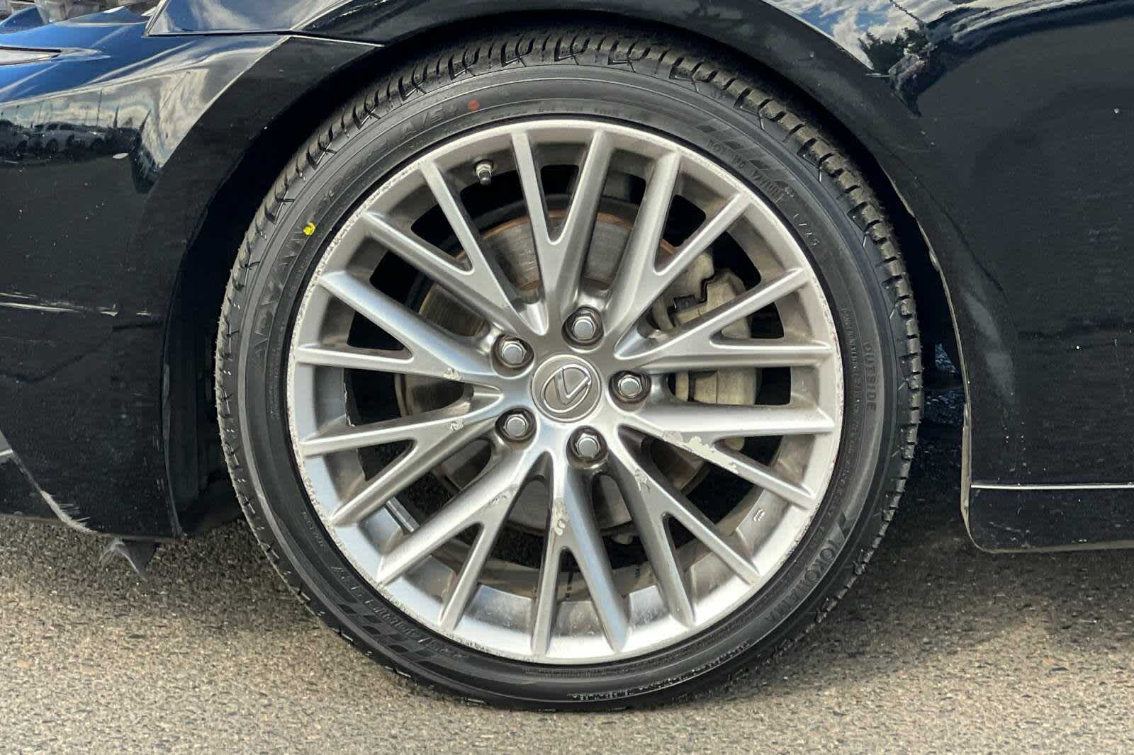 Thumbnail: 2015 Lexus IS - 27