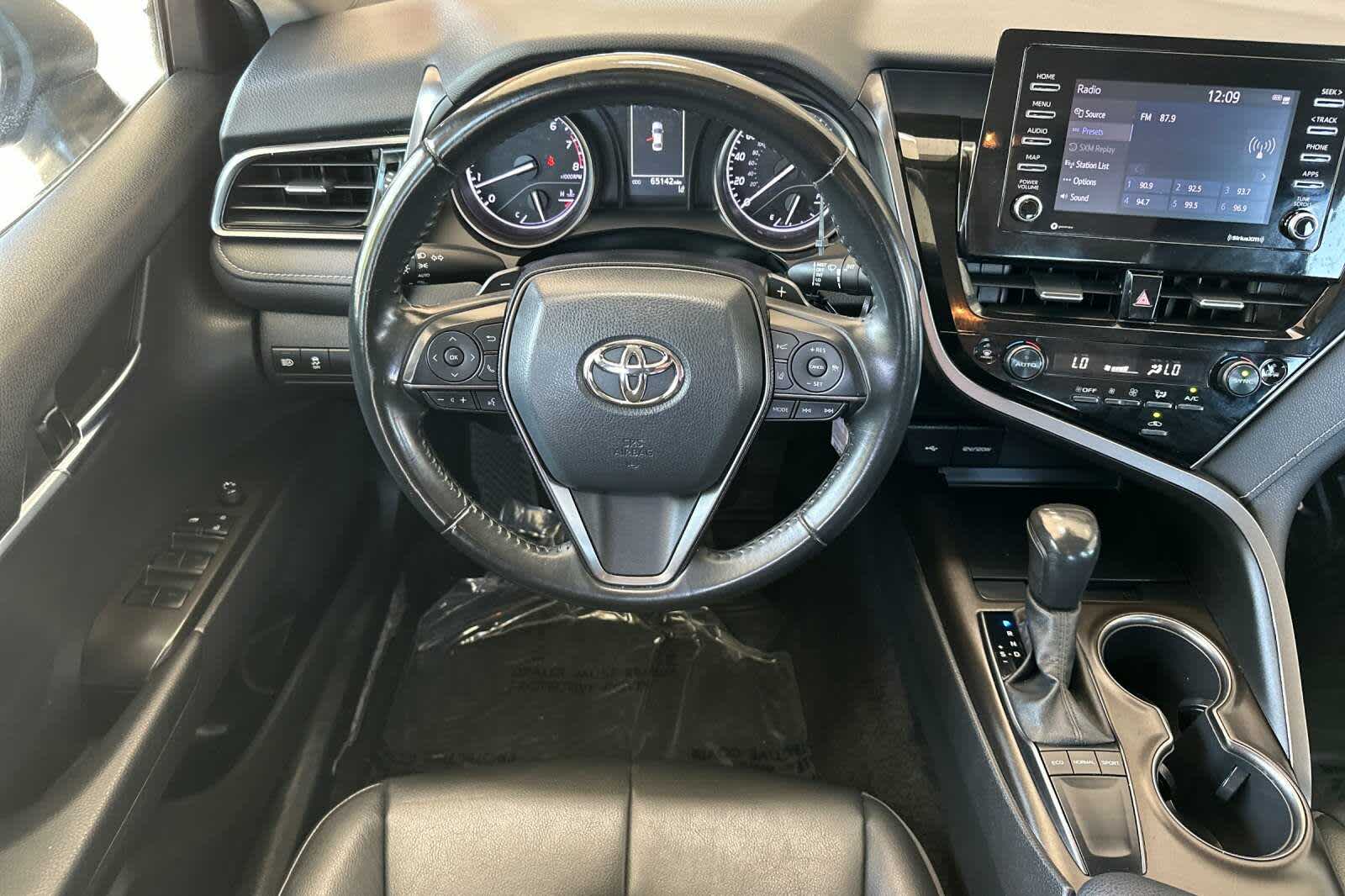 2022 Toyota Camry SE 14